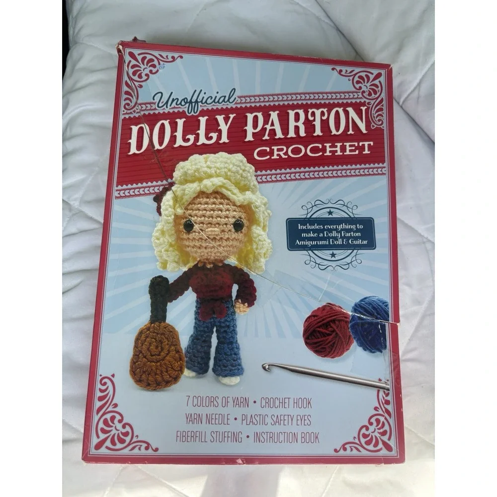 UNOFFICIAL  DOLLY PARTON CROCHET KIT COMPLETE DYI KIT W/INSTRUCTION BOOK OPENBOX